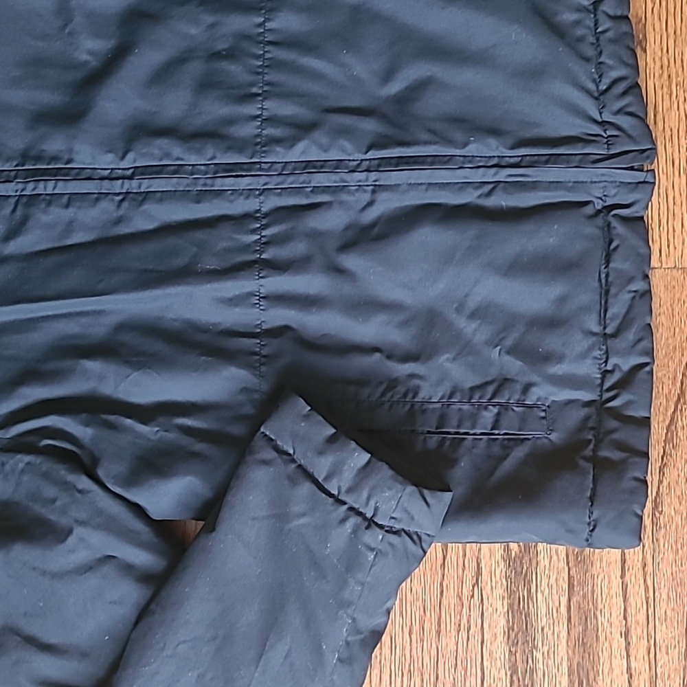 Gap Lightweight Packable Hooded Jacket - image 8